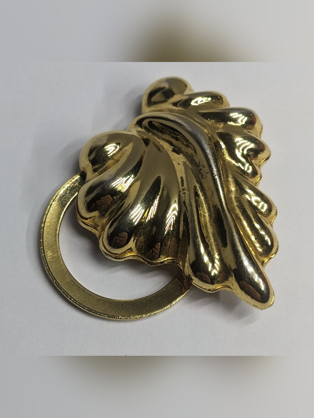 Vintage Sculptural Leaf Scarf Clip, Gold-tone, Hinged, 80s 90s